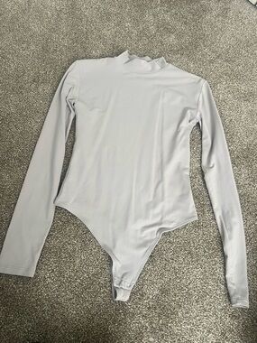 Babaton Soft Gray Long Sleeve Mock Neck Bodysuit